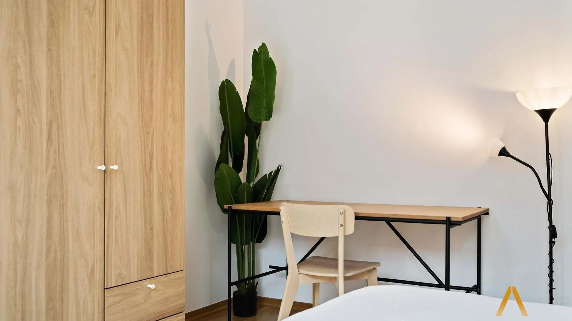 A Stylish Retreat In Esch Urban Landscapeアパートメント アパート
